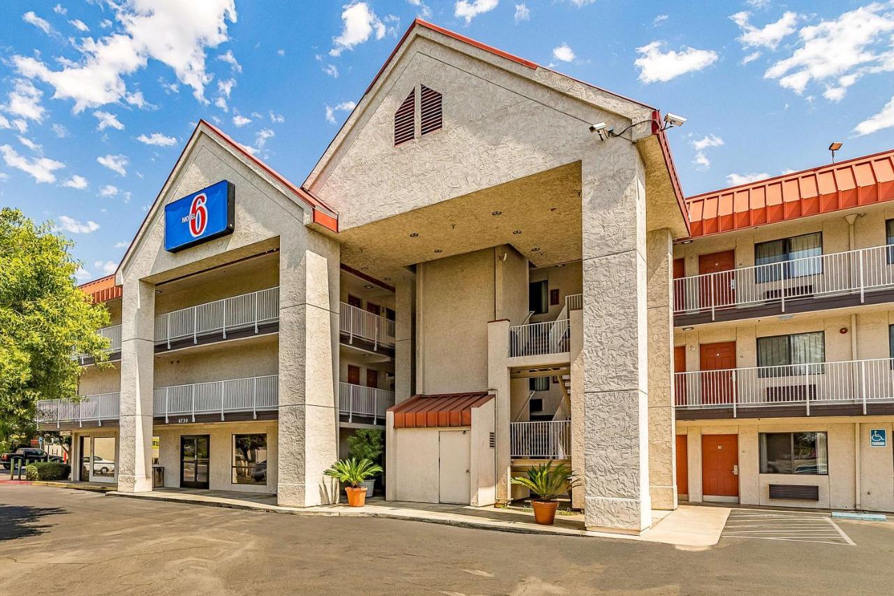 Studio 6-Fresno, CA - Extended Stay Pinedale Exterior foto