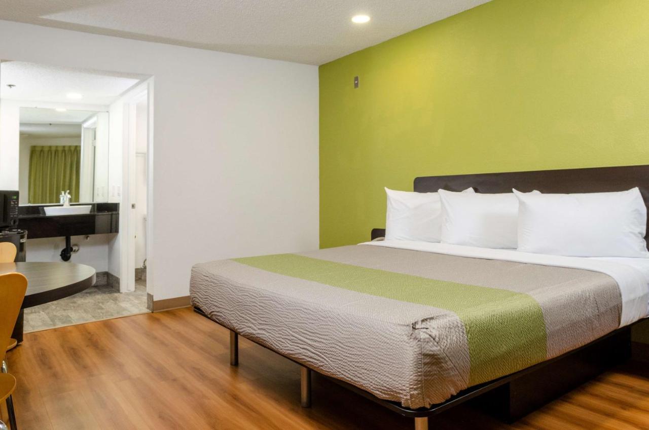 Studio 6-Fresno, CA - Extended Stay Pinedale Exterior foto